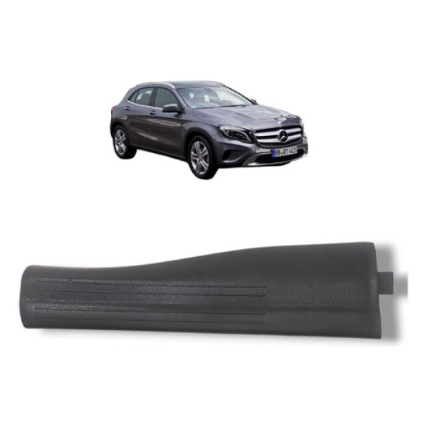 Acabamento Soleira Traseira Esquerda Mercedes Gla 20o 2015 