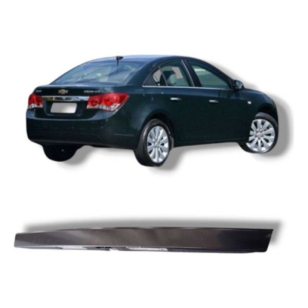 Friso Tampa Traseira Luz Placa Chevrolet Cruze Original